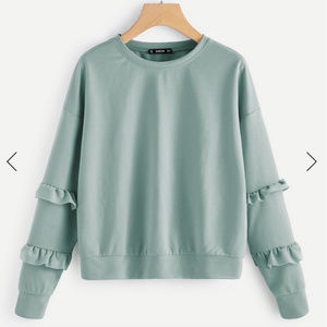 NWOT Drop Shoulder Ruffle Sleeve Sweatshirt